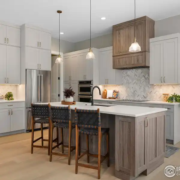 BEAUTIFULLY CRAFTED HOME IN THE SOUGHT-AFTER HARVEST SUBDIVISION