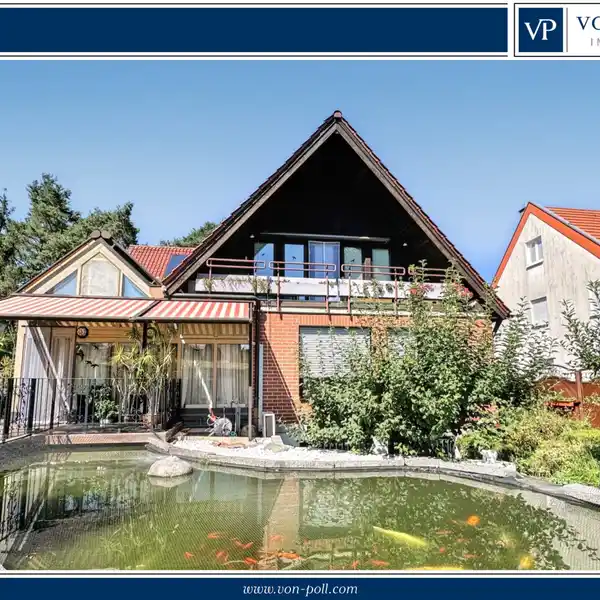 HIGH-QUALITY ARCHITECT-DESIGNED HOUSE WITH WELLNESS AREA AND A WELL-KEPT GARDEN