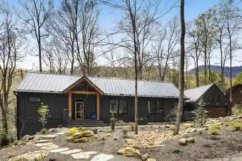 Sleek Contemporary Custom Home in Gated Laurel Ridge