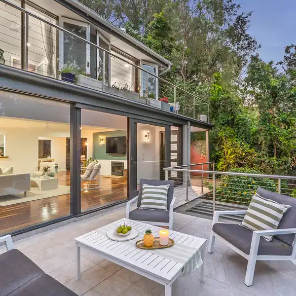 A SANCTUARY OF LIGHT AND AIR