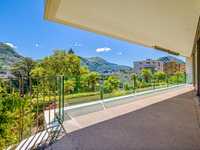 MODERN APARTMENT IN LUGANO WITH PRIVATE GARDEN