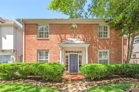All-Brick Traditional in West University