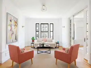 Bright and Spacious Upper West Side Classic 8-Room Home