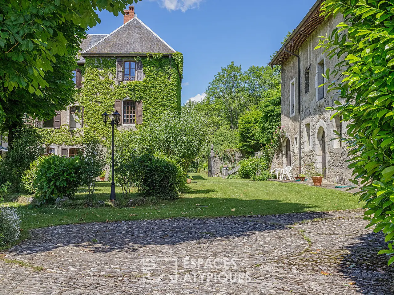 Small Image