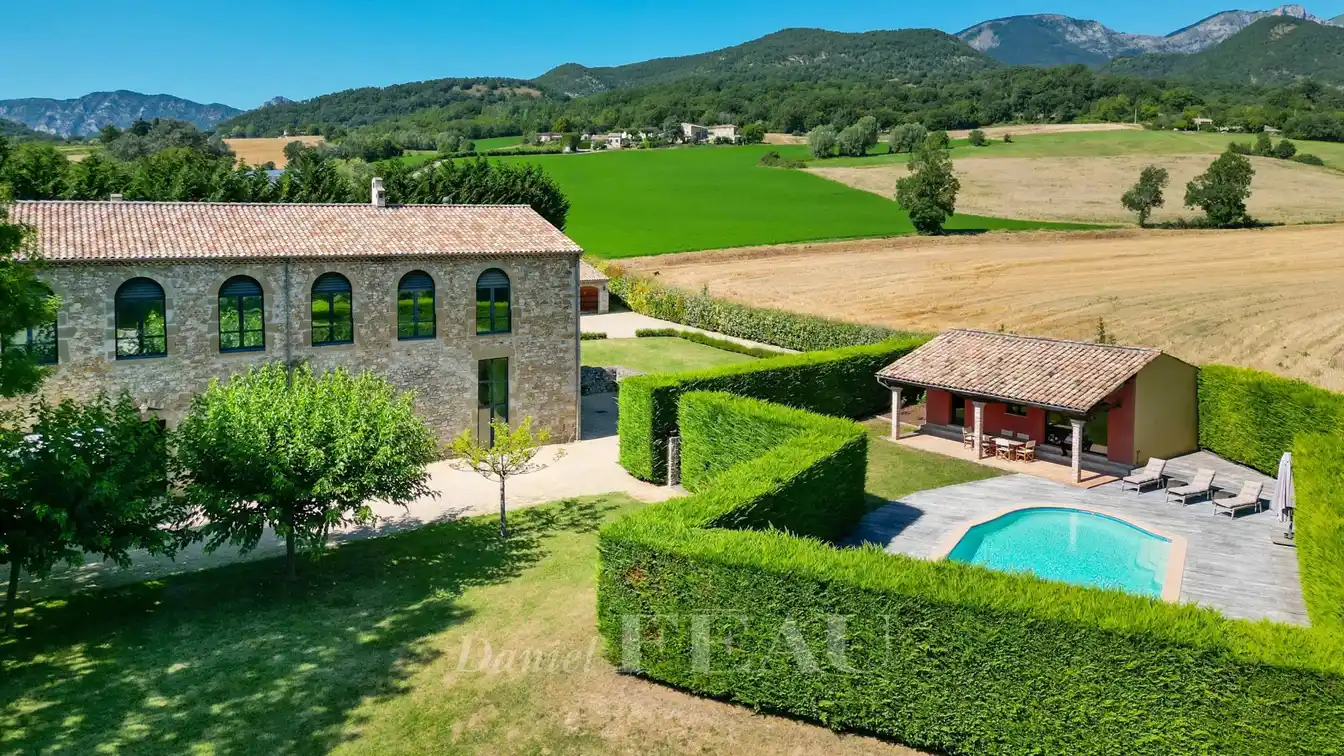 Remarkable Luxury Country Home