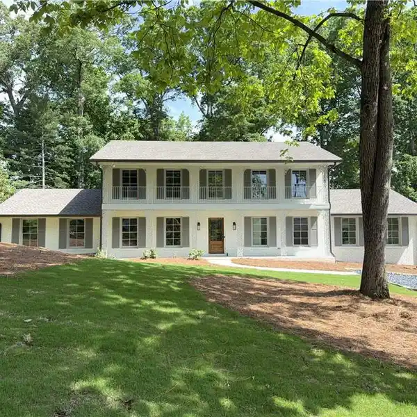 COMPLETE RENOVATION IN DESIRABLE OAK GROVE