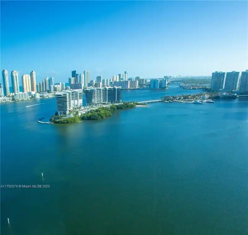 Spacious Unit at Hidden Bay