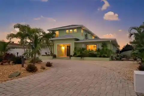 Waterfront Home on Sailboat Water