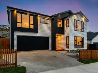 Sunny Designer Home with Deck