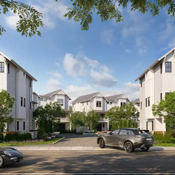 LUXURY TOWNHOME IN THE LANE