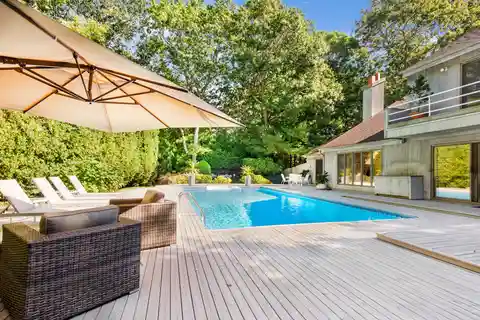 Hamptons Contemporary Home