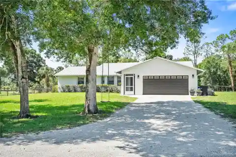 Renovated Pool Home on 5 Pristine Acres