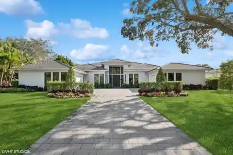 Modern Resort-like Property