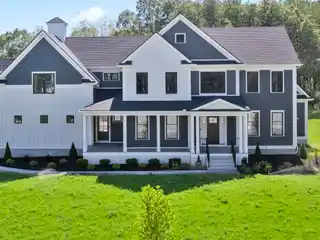 Award-Winning Design in Weeping Willow Estates