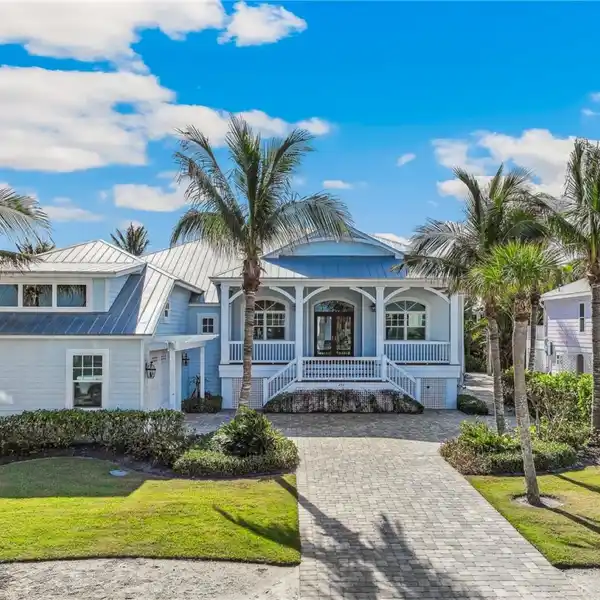 CHARMING KEY WEST-STYLE HOME