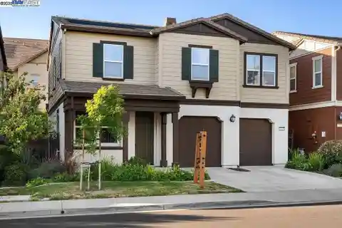 Stunning Home in the Heart of Dublin Ranch