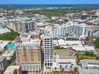 Penthouse Luxury at the Demarcay