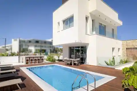 Cozy and Convenient Villa