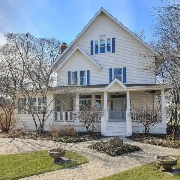 HISTORIC CHARM MEETS MODERN LUXURY AND SPACE