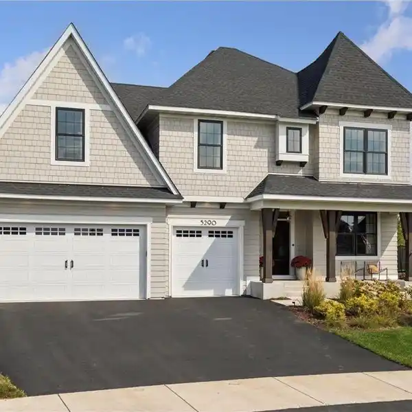 OPEN-CONCEPT LIVING COMPLETE WITH SALT WATER HOT TUB