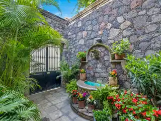 Casa Flora