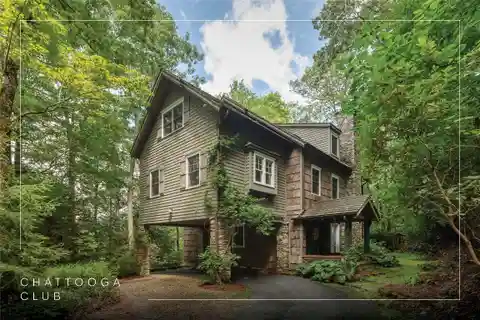 Charm and Comfort in the Coveted Chattooga Club