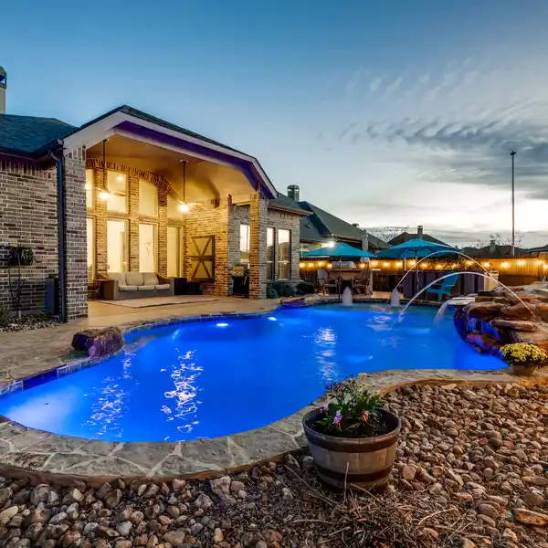 BEAUTIFUL ONE-STORY POOL HOME