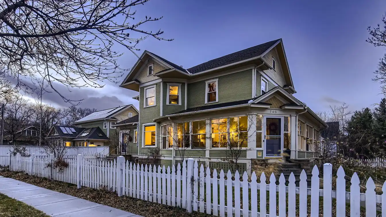 Exceptional 1915 Victorian-style Home