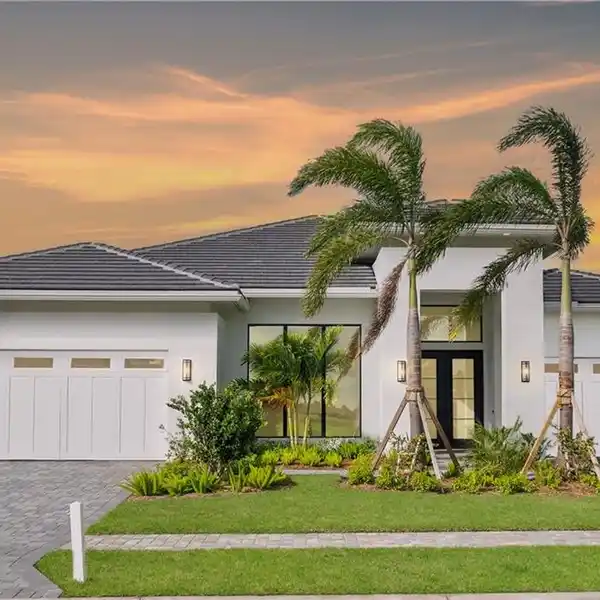 IMPRESSIVE COASTAL-CONTEMPORARY DESIGNED HOME