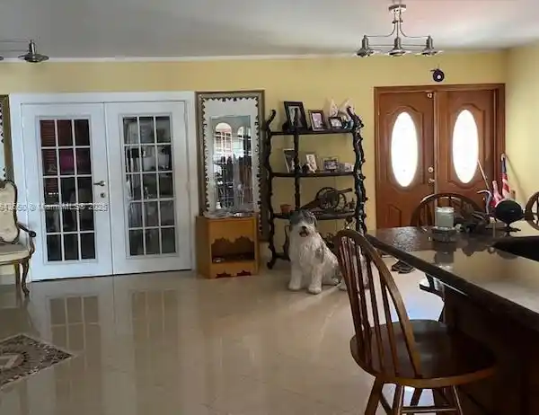 ELEGANT HOME ON NAVIGABLE LAKEFRONT LOT