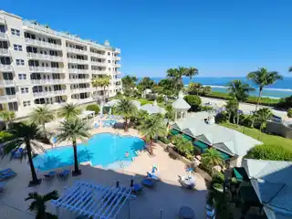 Breathtaking Oceanfront Views in Prime Location