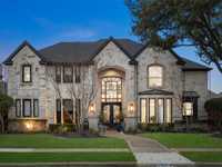 BEAUTIFUL HOME IN PRESTIGIOUS WILLOW BEND WEST