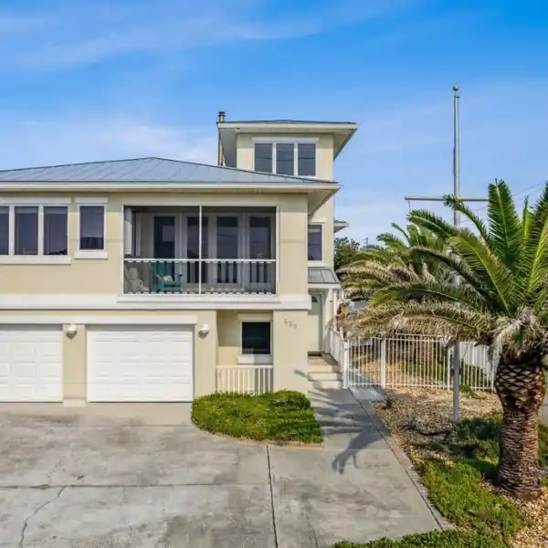 ULTIMATE ISLAND GETAWAY