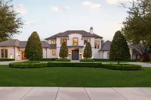Expansive Six Bedroom Sanctuary