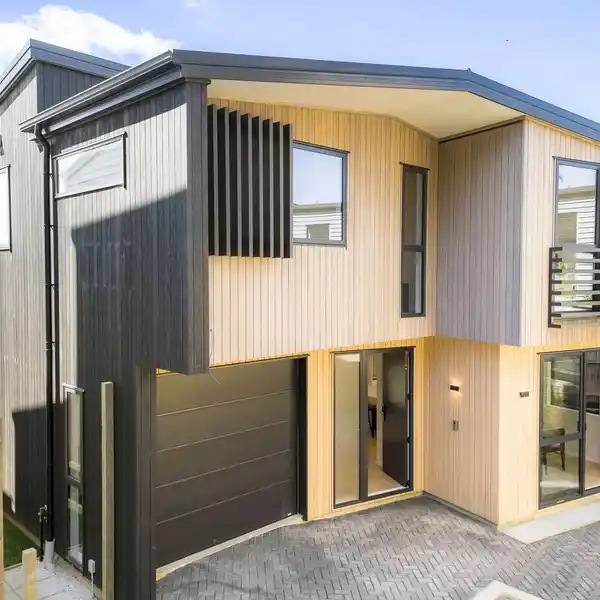 BRAND NEW FREESTANDING END-UNIT HOME