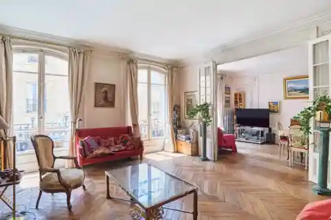 Quiet Apartment in the Heart of Saint Germain Des Prés