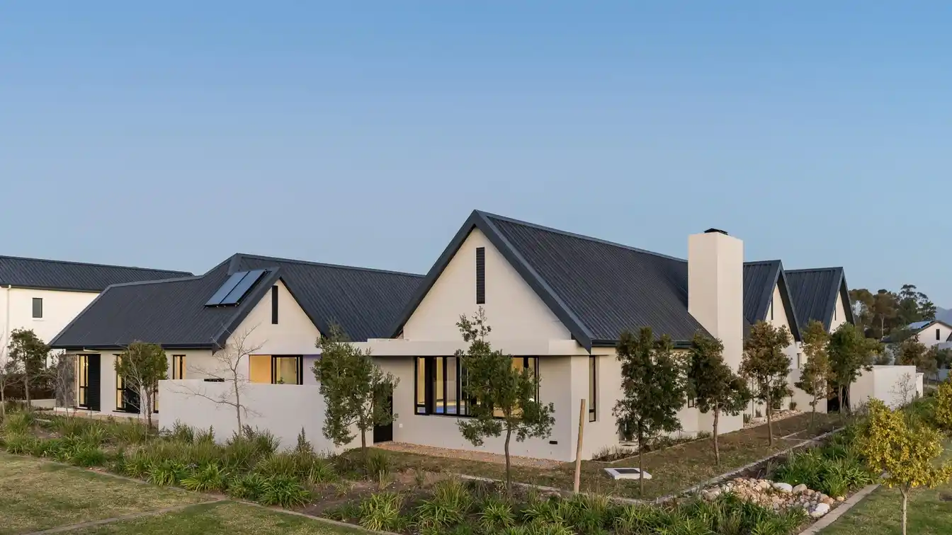 Brand New Home in the Heart of La Vue