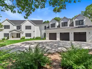 Wonderful Hamptons Compound Rental