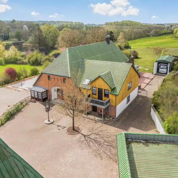 TRANQUIL AND VERSATILE PROPERTY