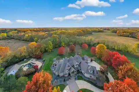 Elegant Retreat with Resort-Style Pool Oasis