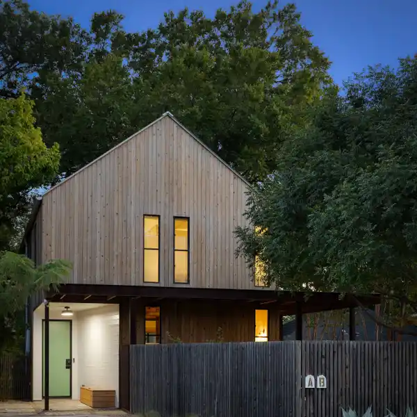 RUSTIC HOME WITH MODERN DESIGN IN MIND