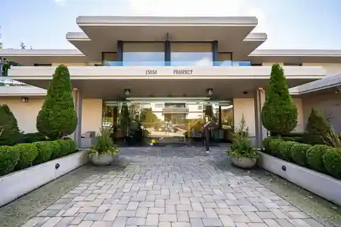 Magnificent Corner Unit at the Contessa