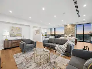 Prestigious East Park Penthouse with Four Carparks