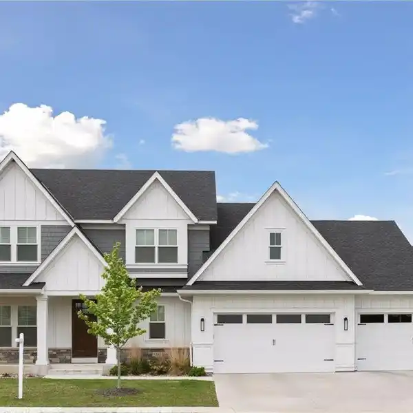 EXCEPTIONAL HOME IN THE RIDGE AT ELM CREEK