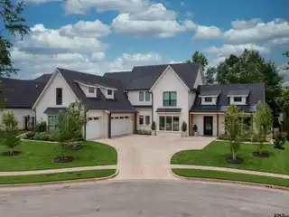 Grand Estate Home in Legacy Bend