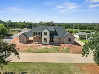 New Construction in the Oak Tree West Golf Community