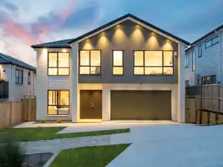 Impressive Brand-New 8-Bedroom Residence