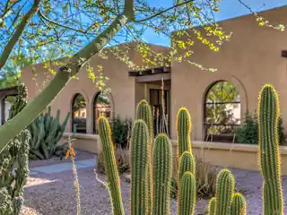 Charming and Luxurious Southwestern Home
