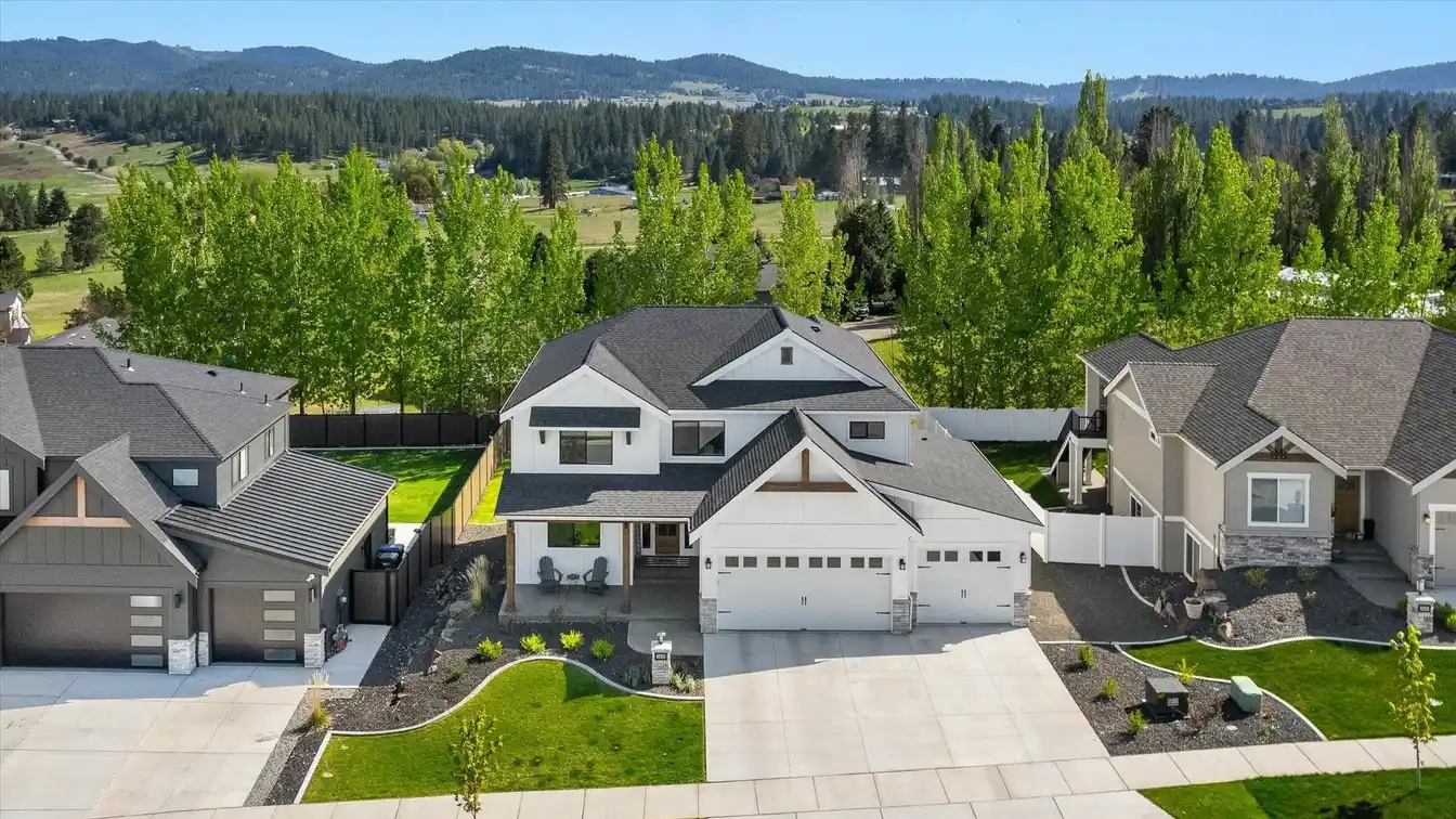Style and Serenity in Fairmont Estates