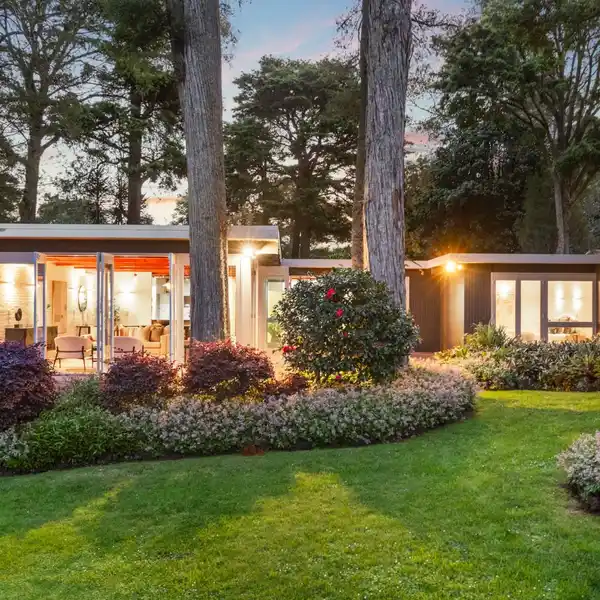 ARCHITECTURAL MASTERPIECE IN HILLCREST